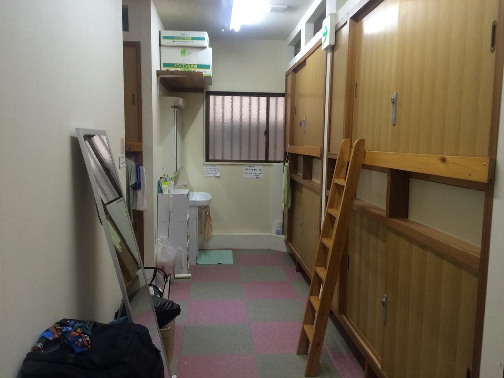 Capsule Dormitory Orion Tomari Luaran gambar