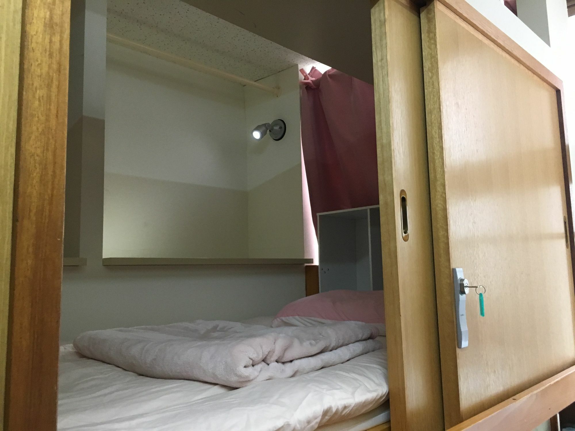 Capsule Dormitory Orion Tomari Luaran gambar